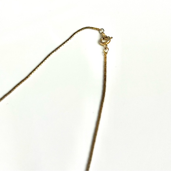 Dainty Gold Chain Necklace - Picture 13 of 15